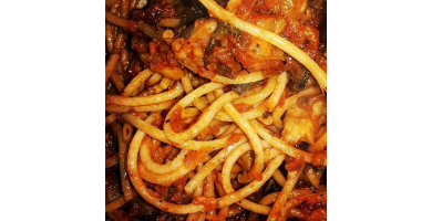 Spaghettis tomate aubergine basilic