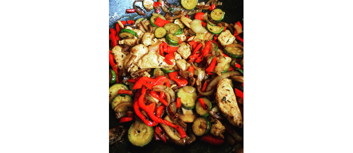Wok de poulet et légumes, à l'huile d'olive crétoise